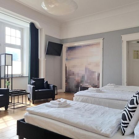 Charysma - Jugendstil Trifft Moderne, Schlafzimmer Mit Smart-Tv, Tischfussball, Darts, Parkplatz Hamelin Exterior foto