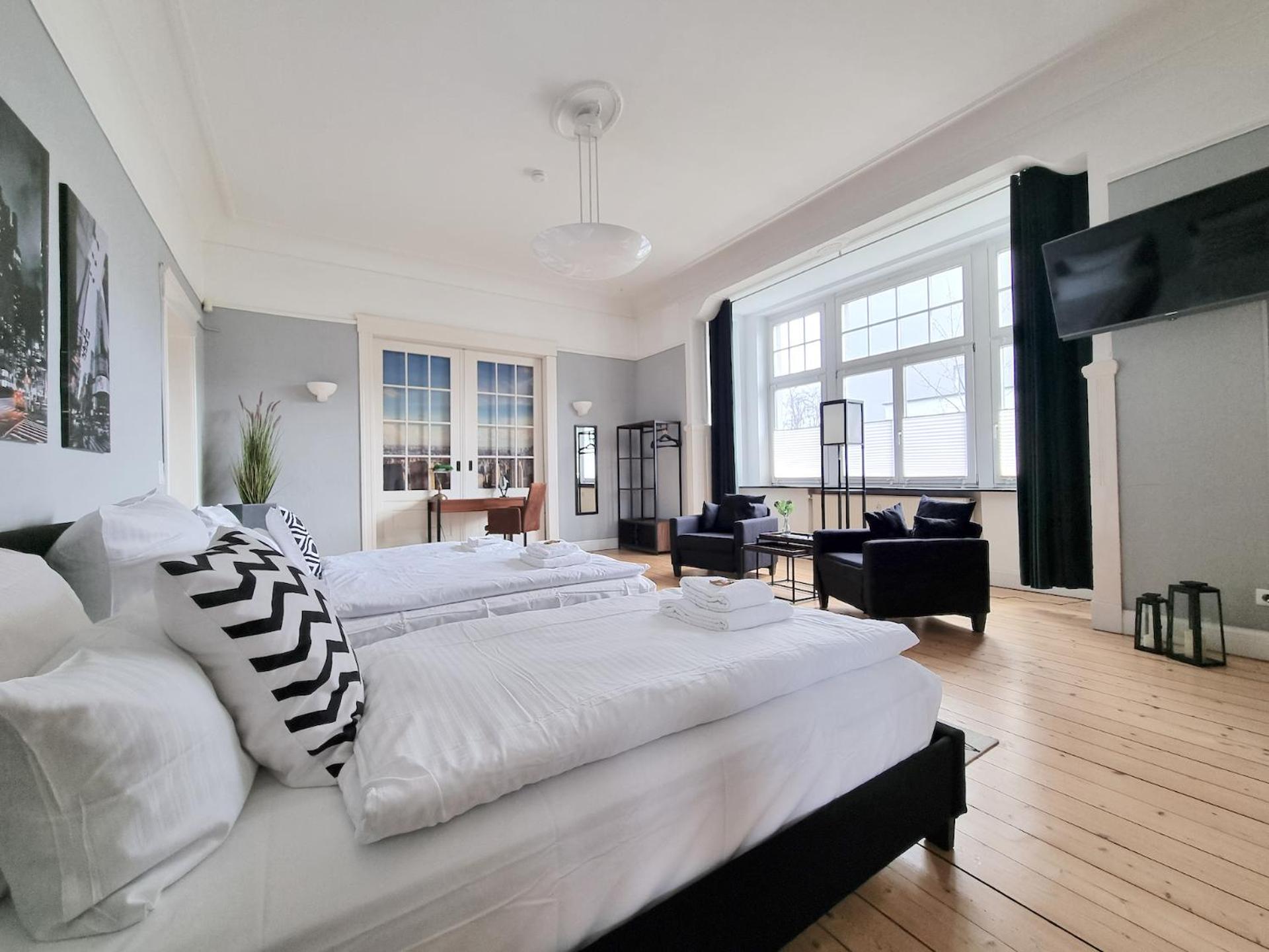Charysma - Jugendstil Trifft Moderne, Schlafzimmer Mit Smart-Tv, Tischfussball, Darts, Parkplatz Hamelin Exterior foto